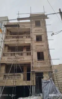 سنگ کاری کاشی کاری ما بین کابینت دور اسانسور