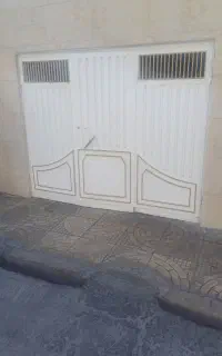 درب گاراژ سالم در ابعاد ۲۴۰در۲۲۰