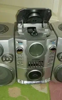 ضبط صوت با صدای بلند وپرقدرت
