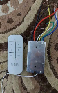 ریموت لوستر و لامپ