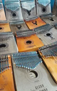 جکو سگا پیانو دستی کالیمبا