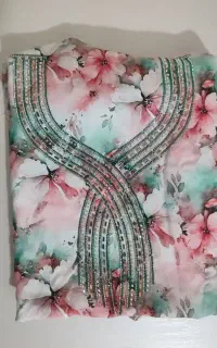 پارچه و لیسی ست فروشی تعدادی دمپایی زنانه