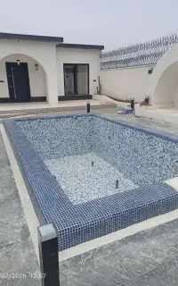 استخر سازان