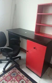میز تحریر و صندلی