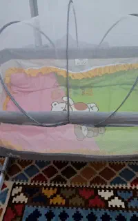 تخت پارک نوزاد