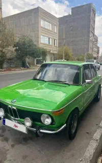 بی‌ام‌و۲۰۰۲ پلاک ملی