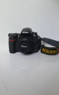دوربین فول فریم نیکون D700