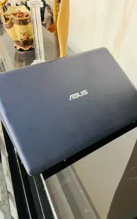 لپ تاپ Asus زیبا وخاص و سبک باریک ۱۱ اینچی نوت بوک