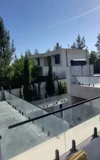 درب برقی و شیشه سکوریت .جک بازویی