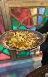 سالندار و کمک اشپز