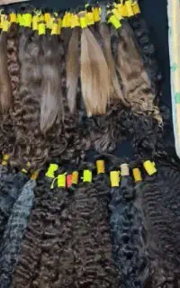 خریدار مو طبیعی و رنگی