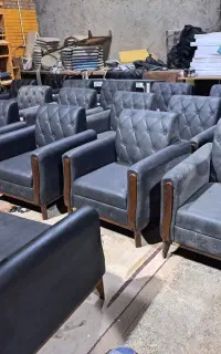 مبل تکی اداری یا دفتری فقط تکی دارم