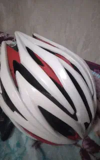 کلاه اسکیت و دوچرخه