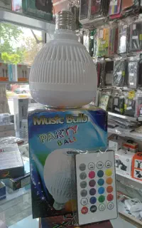 اسپیکر لامپی هوشمند LED بلوتوثی - رقص نور RGB