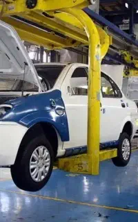 پیگیری و تسریع مراحل استخدامی صنایع خودروسازی