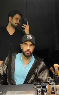 خدمات کوتاهی مو و میکاپ به صورت تخصصی