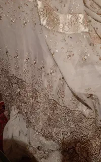 پرده حریر کرم طلایی ۴ متر