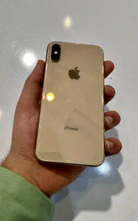 ایفون xs