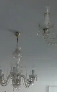 دو عدد لوستر 5شعله ویک عدد لوستر 6شعله کریستال