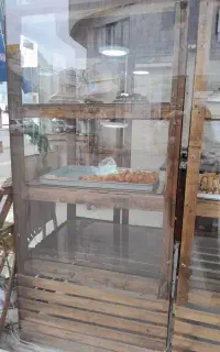 ویترین سنتی چوبی