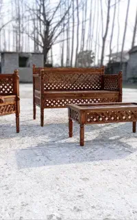 تخت سنتی و مبلمان