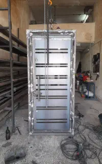 جوشکار اهنگرکارگاه کمرد