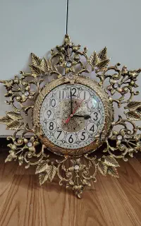 ساعت دیواری