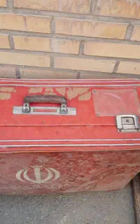 چمدان قدیمی