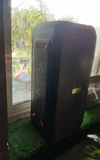 اسپیکر بزرگ فروشی