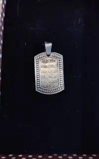 پلاک نقره حکاکی خیلی ریز