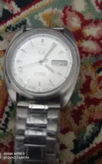 ساعت سیکو۵ کمیاب پشت شیشه