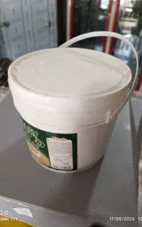 سطل کوچک مواد نو سفید