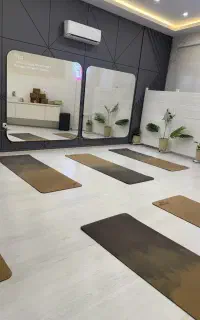 همکاری مربی ورزشی خانم