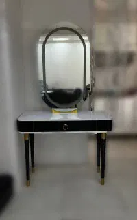 آینه و کنسول