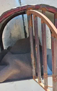 قفسه مرغ و خروس