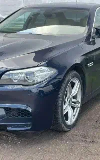 BMW 528i