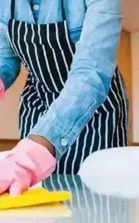 انجام امور نظافت منزل و راه پله
