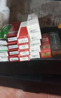 فروش تعدادی رنگ و اکسیدان بصورت کلی مناسب ارایشگاه