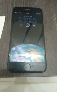 ایفون se