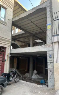 خانه نیمه ساز خیابان وکیل