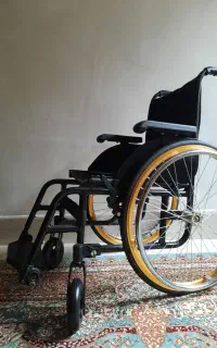 ویلچر سیوان آساویل، بدون استفاده، بسیار سبک و روان