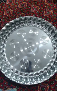 کاسه. سینی.
