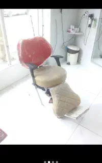 صندلی تمیز سالم