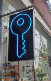 قفل سازی کلید سازی سیار چناران گلبهار