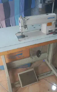 فروش دوعدد چرخ خیاطی جک
