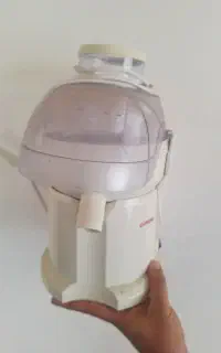 آبمیوه گیر در حد نو