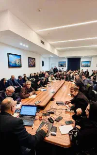 بهبود شرایط اقتصادی برای تمام مردم ایران