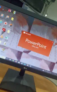 پاورپوینت