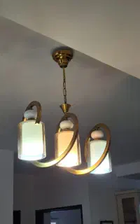لوستر و دیوار کوب