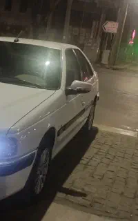 حمل مسافر